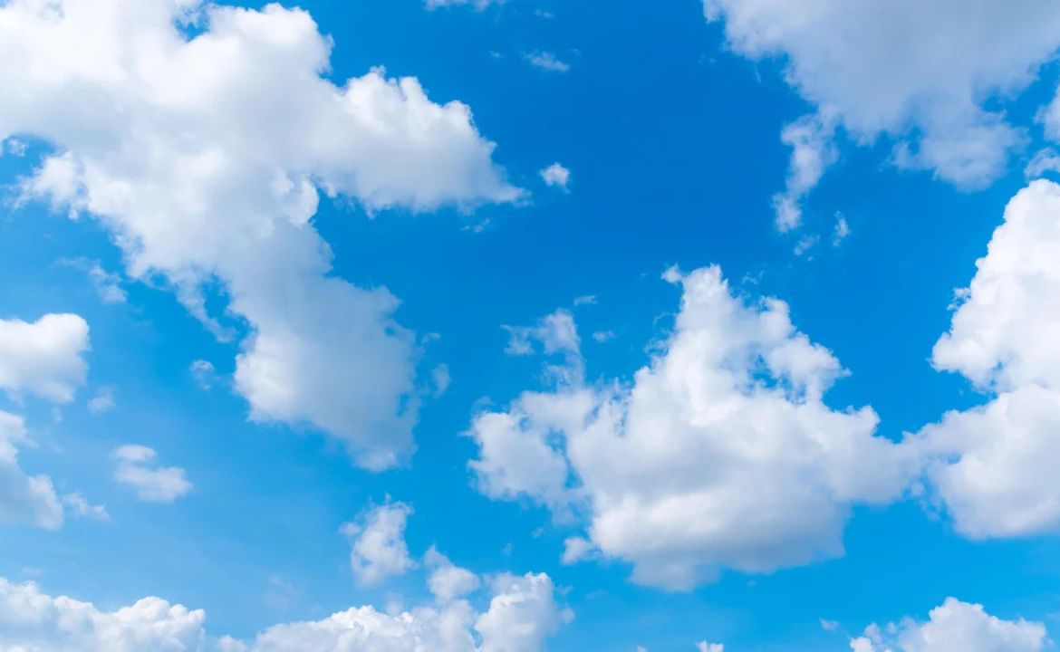 Best Blue Sky Caption Ideas for Stunning Photos